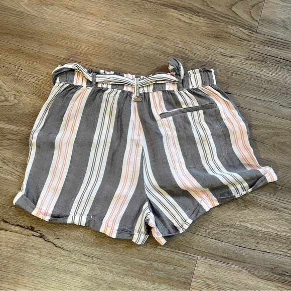 🔥SALE- any 4/$20. Junior Girl Summer Short - Picture 5 of 5
